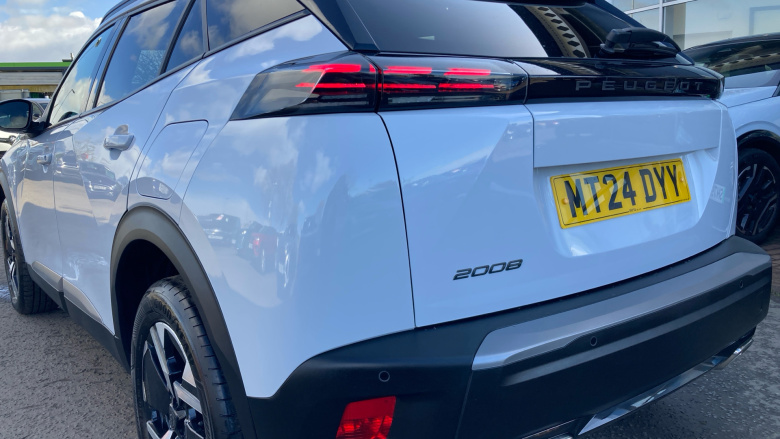 Peugeot 2008 1.2 PureTech 130 Allure 5dr Petrol Estate